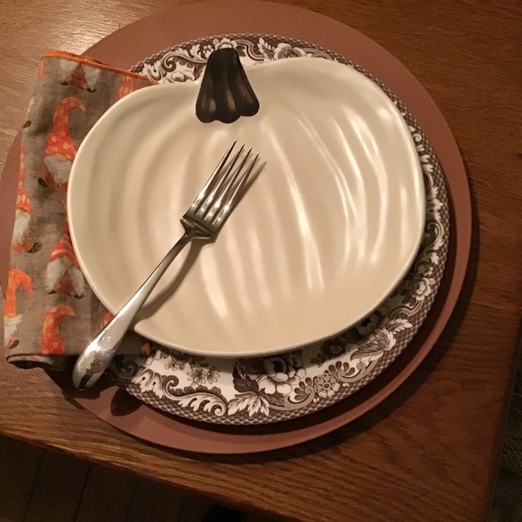 Set of 4 Pumpkin Dishes - Heavy  I will pay for Extra Shipping - Picture 1 of 4